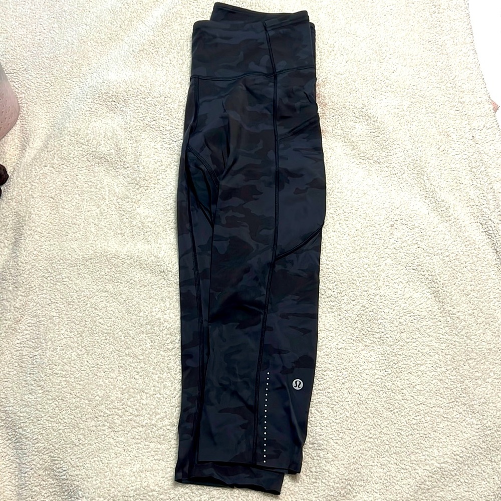Lululemon leggings!